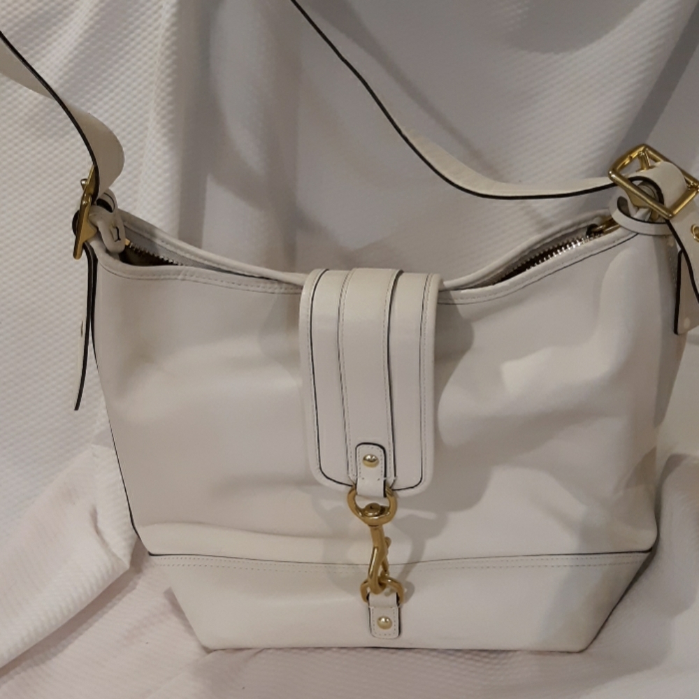 Coach white large shoulder bag